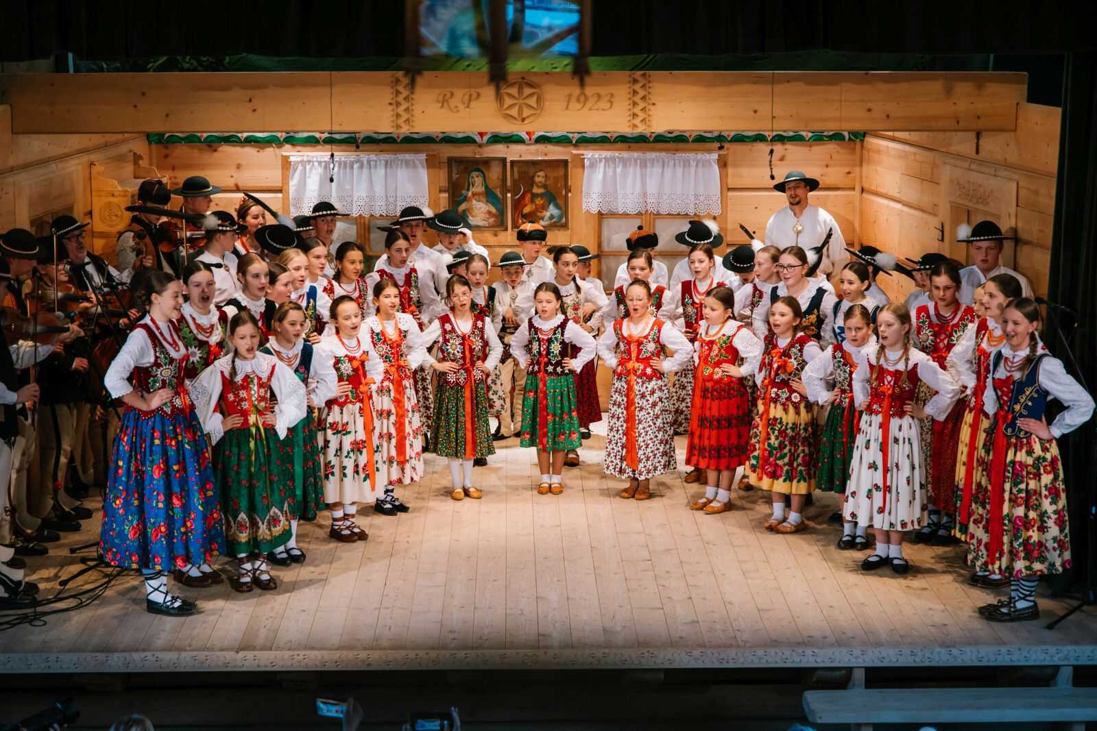 Dom Ludowy pq5a8269--mini