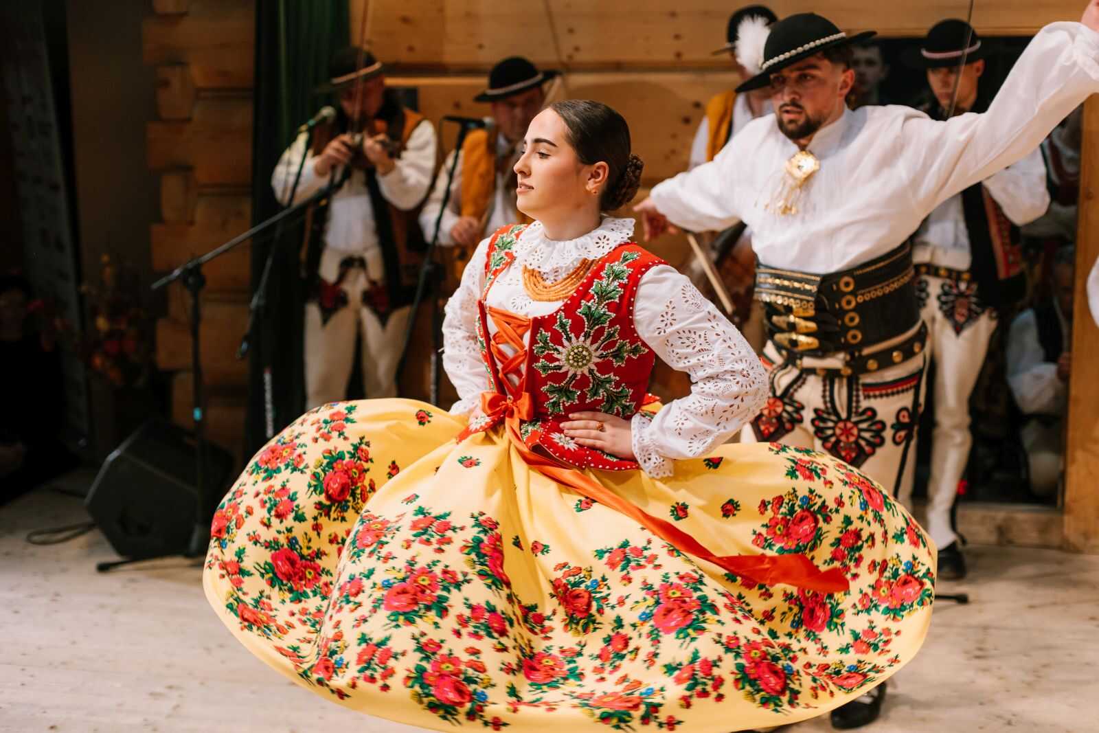 Dom Ludowy pq5a2799--mini